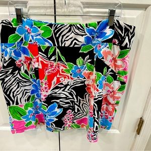 NEW IBKUL Flowered Skort | 18 inches long